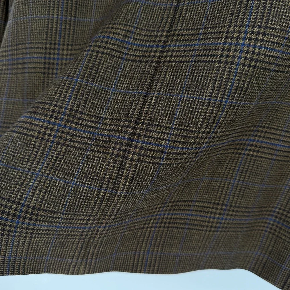 Andrew Fezza button fit ivy